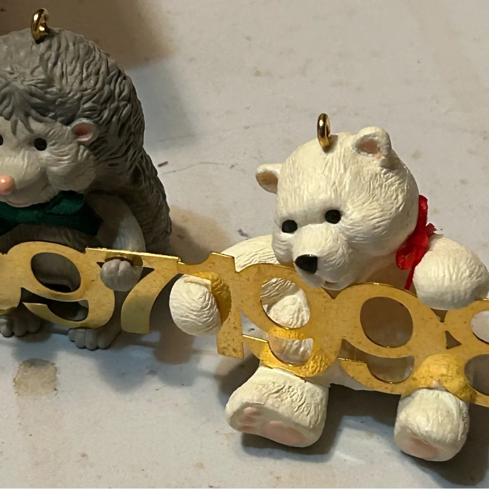 9 Vintage Hallmark Keepsake Ornaments Fabulous Decade 1990-1998 Animals